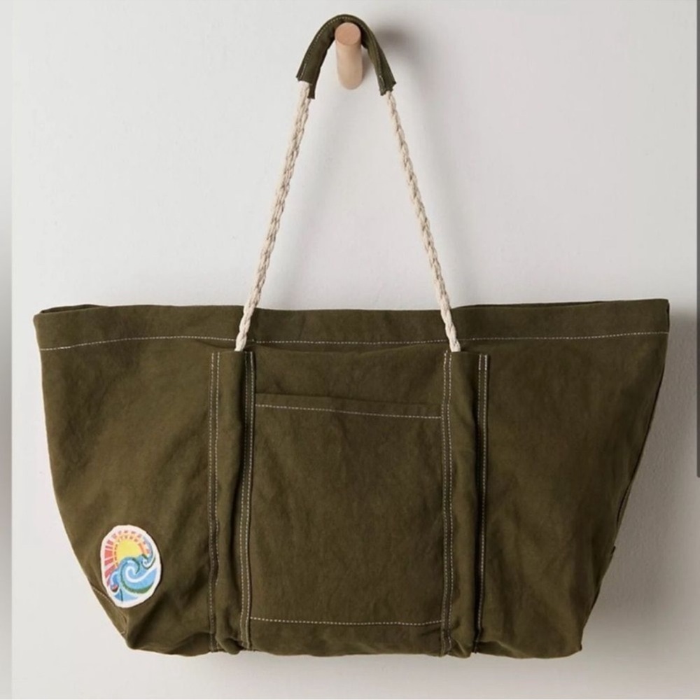 Free People Been There Patch Badge Olive Green Canvas Tote Bag - Picture 2 of 7